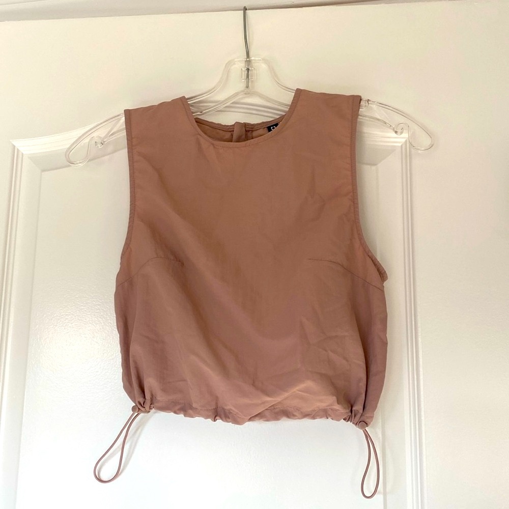 H&M Mauve Crop Top w/option to Cinch at Waist